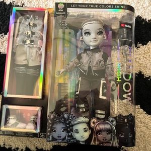 Shadow High doll Ash